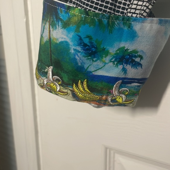 Robert Graham - Picture 5 of 5